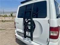 Лестница на УАЗ Патриот вместо запасного 10457